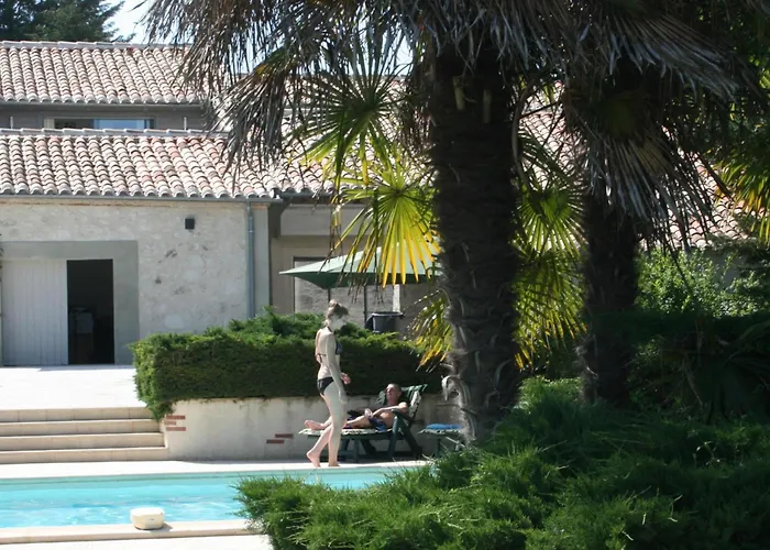 La Sempesserre Nyaraló Saint-Maurin